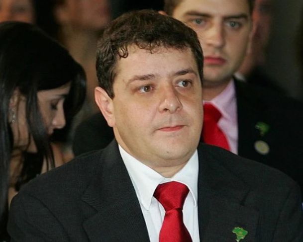 Defesa de Lulinha questiona quebra de sigilo no STF