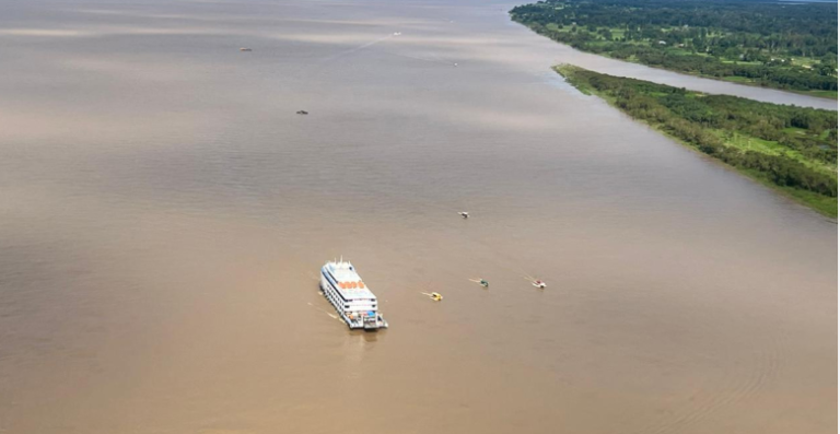 Marinha abre inquérito para investigar causas e responsáveis por naufrágio no Encontro das Águas
