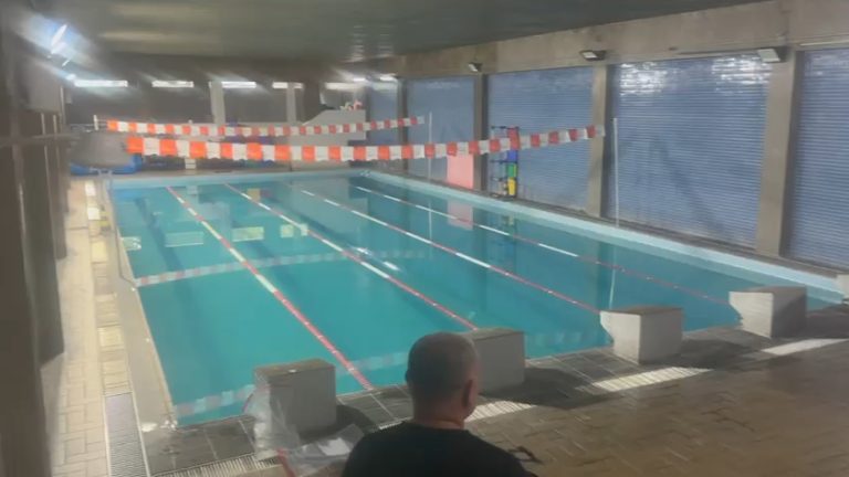 Morte em piscina de academia: Veja momento em que homem manipula cloro usado em aula