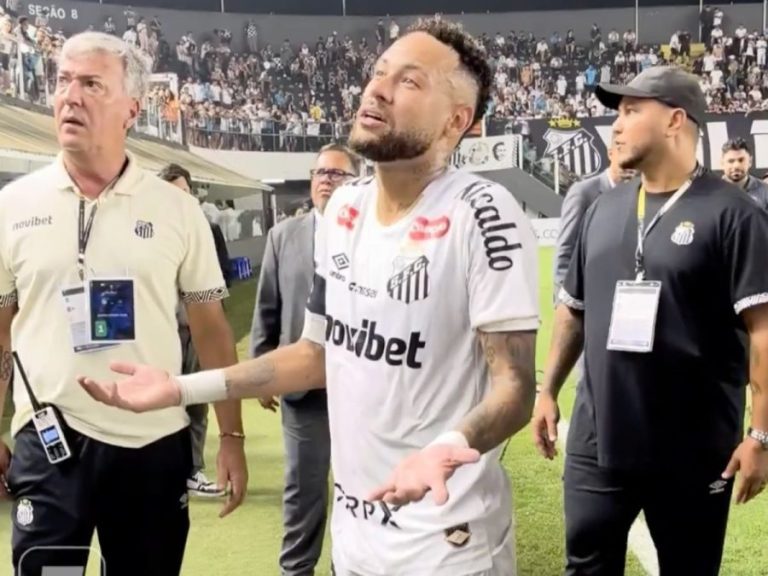 Neymar espera ir à Copa, mas será um torcedor se não for convocado