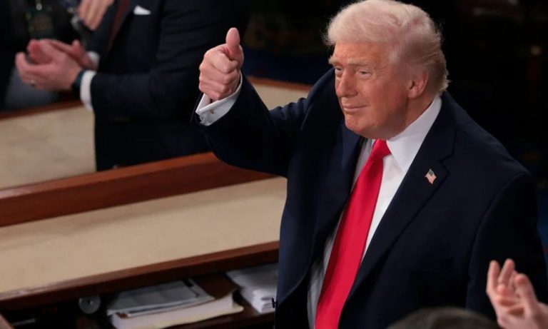 Trump celebra sucesso da missão Artemis II e projeta ida a Marte