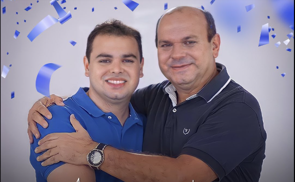 Se for eleito governador tampão, Roberto Cidade deixará o pai, Robertão, inelegível