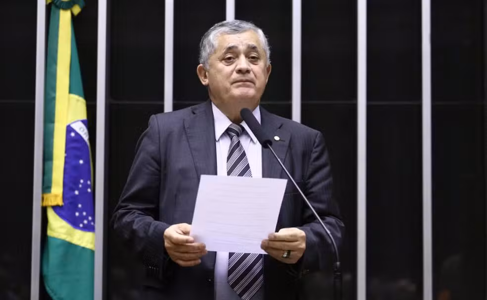 Lula indica José Guimarães para a Secretaria de Relações Institucionais