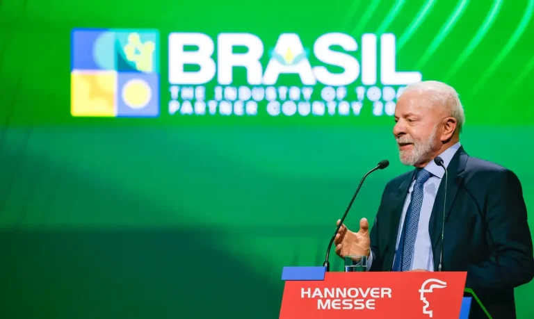 Lula na Alemanha: “Brasil pode se tornar a Arábia Saudita dos biocombustíveis”
