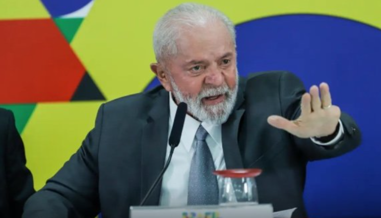 Lula sanciona lei que endurece penas para roubos e golpes virtuais
