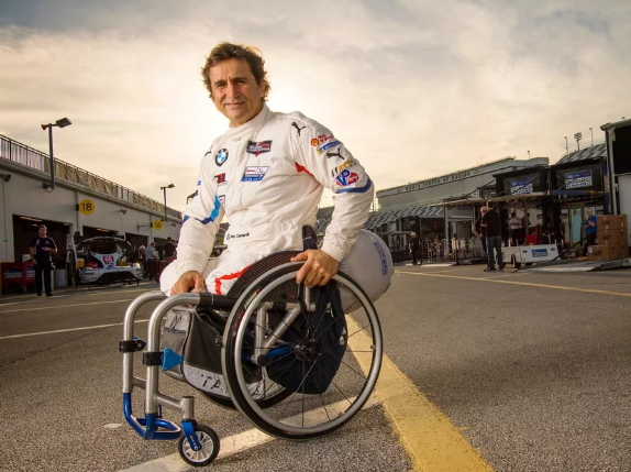 Ex-campeão de Fórmula Indy e medalhista paraolímpico, Alex Zanardi morre na Itália