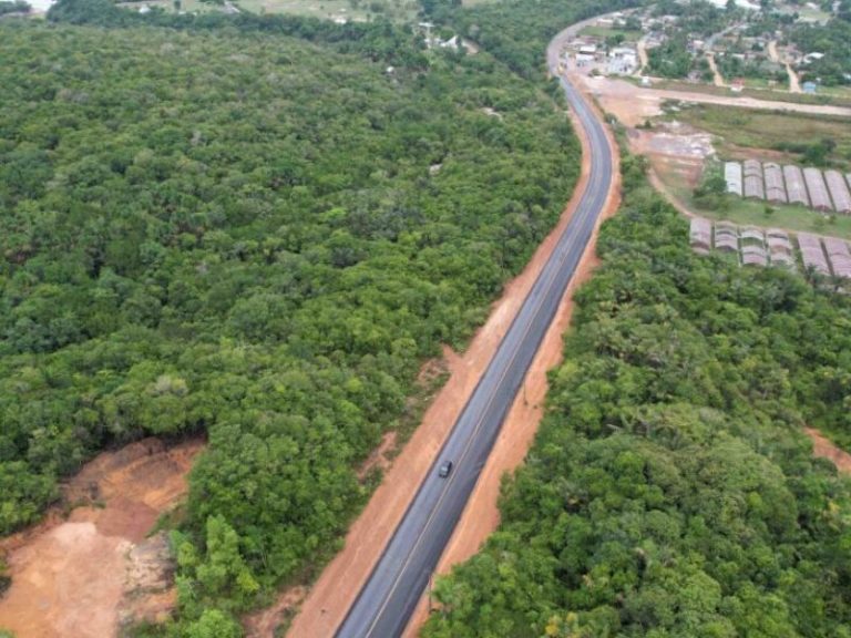 Roberto Cidade anuncia retomada das obras da AM-010