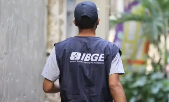 Com salários de até R$ 4 mil, IBGE abre inscrições para mais de 8 mil vagas