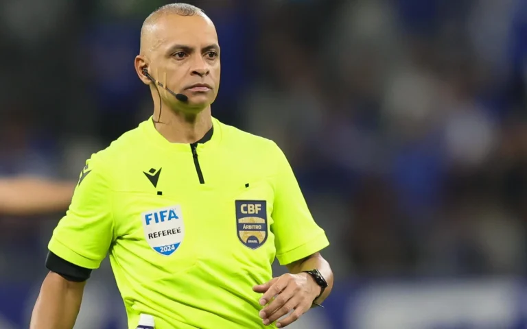 Árbitro brasileiro apitará jogo de abertura da Copa do Mundo de 2026