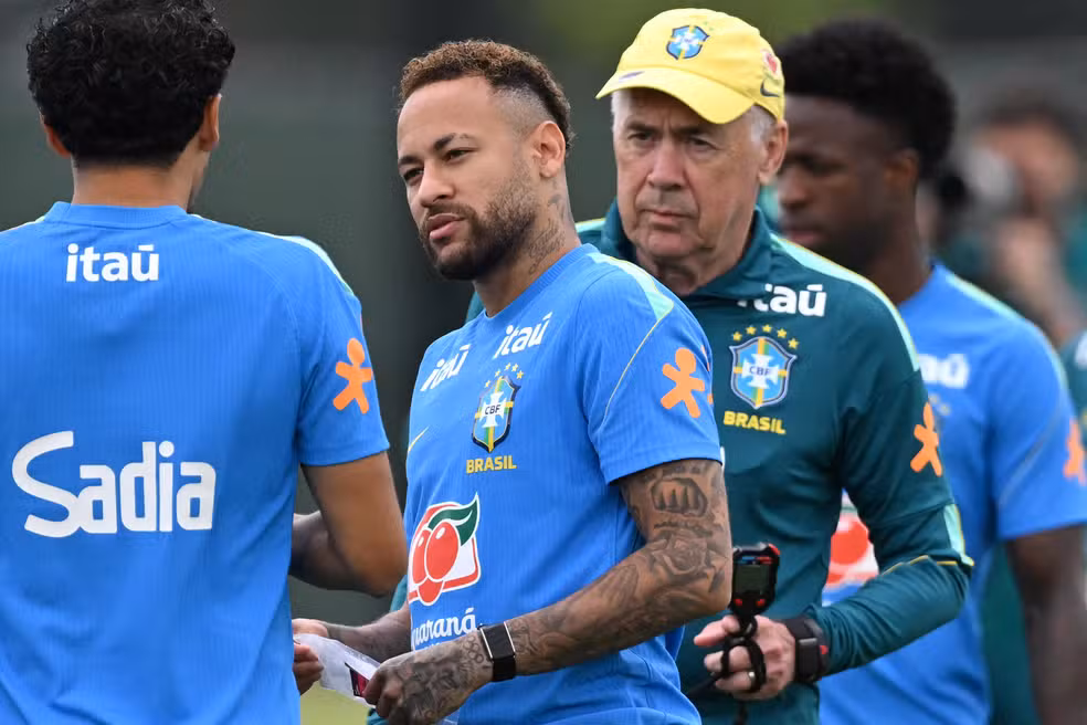 Ancelotti confirma Neymar para duelo do Brasil contra a Escócia na Copa do Mundo