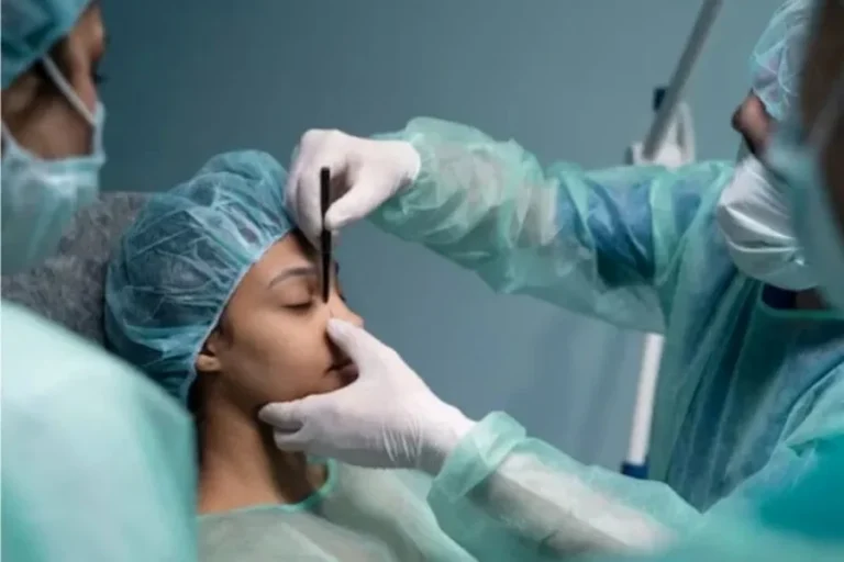 Mulher que perdeu a visão após cirurgia no nariz receberá R$ 50 mil