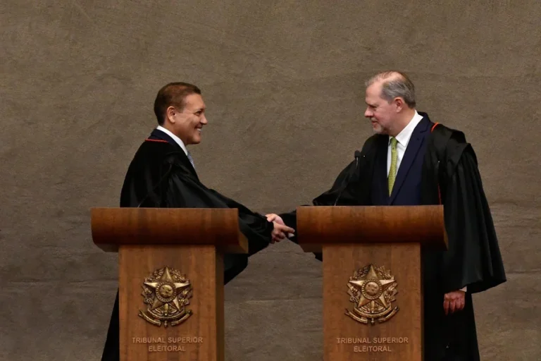 Toffoli toma posse como ministro efetivo do TSE